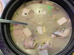 -土砂锅生态山庄·非遗砂锅雅鱼