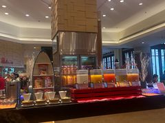 -亚龙湾希尔顿自助餐厅·海鲜·烧烤·沙滩BBQ·现场乐队