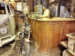 -席娜卡琳火车铁道夜市