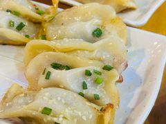 牛肉鍋貼-小姜锅贴(凤凰街店)