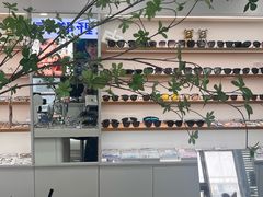-视野联行眼镜·蔡司·依视路(省体育馆店)