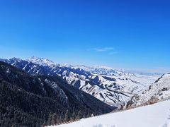 -丝绸之路山地度假区滑雪场