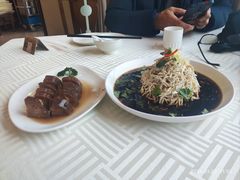 -怡园饭店-餐厅(四望亭店)