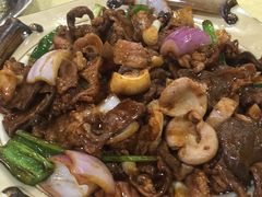 -标记美食新鲜猪杂(兴南大道店)
