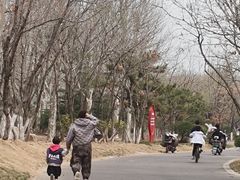-汇泉广场