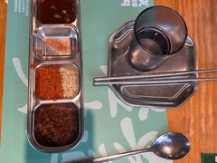 -唯成•韩国炭火烤肉 유성고기