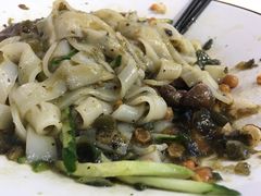 烧椒皮蛋牛肉拌粉-拌面小当家