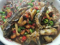 红烧杂鱼-老铁私房菜