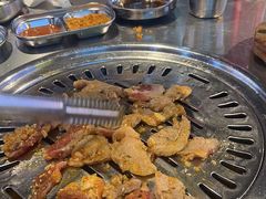 -哈哈碳都·牛肋条无限自助烤肉(台江万达店)