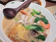 -荣家黄鱼面(前滩太古里店)