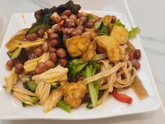 -卫小旦老味大盘鸡总店