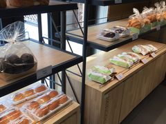 面包甜点陈列柜-KenGee仟吉(吉庆街店)