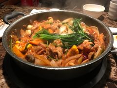 -猪啊牛呀羊啊铜盘烤肉(正大广场店)