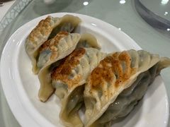 香煎鲜肉韭菜饺-凤凰楼酒家·粤宴点心(华强北店)