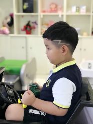 -星童star.kids儿童发型设计·满月胎发(玉兰花园店)