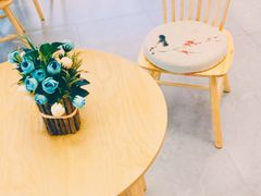 -霸王茶姬(金贸中路店)