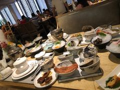 -雍和会海鲜姿造自助(湖东路店)