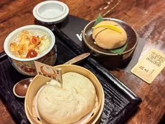 -银米·云南传统过桥米线(双廊黑金冠店)