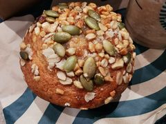 大蘑菇头奇亚籽坚果麦芬-星巴克臻选(深圳卓悦中心店)
