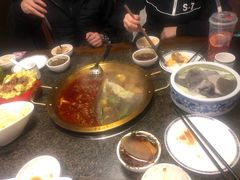 -小天鹅火锅·一线江景洪鼎旗舰店(洪崖洞店)