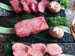 -炼火烤肉店