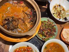 -吃饭皇帝大土家民族菜(正大广场店)