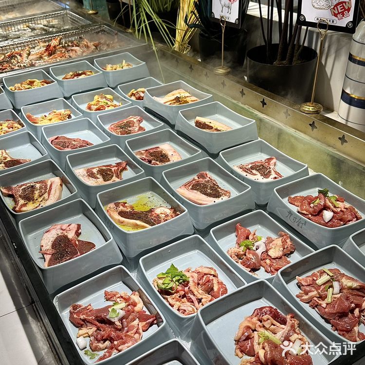 来天津滨江道直奔这里！！！随便吃不限量！！！