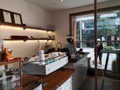 -Line 咖啡(石厦花园店)