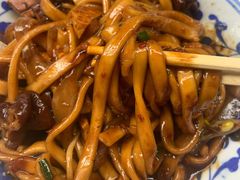 -珠宝街老左杂酱面馆