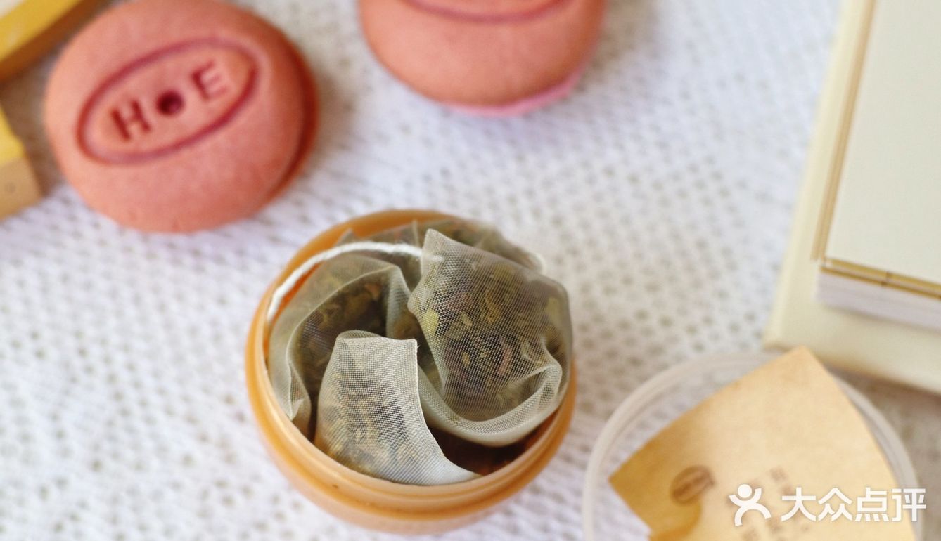 好玩又好喝的茶语扭蛋机🕹，快来[勾引]安排同款吧