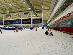 -乔波室内滑雪场