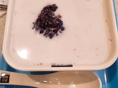 海底椰白雪黑糯米-满记甜品(龙湖长楹天街二店)