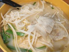 -谭仔云南米线(粉岭车站路店)