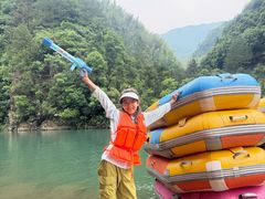 -安吉龙王山峡谷漂流