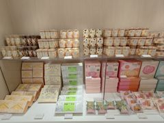 -好利来(曲江龙湖店)