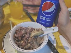 -光头仔烧鸡牛杂店