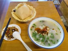 -刘记羊汤·烧饼夹肘子