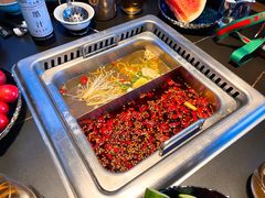 飘香麻辣和金汤花胶鸳鸯锅-大隐·成都火锅Bistro(合生麒麟新天地店)