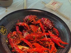 -肥肥虾庄·金牌油焖大虾(沙湖店)
