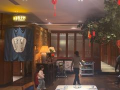 -八府香鸭·啫啫煲(华山路店)