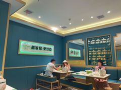 -绿草地·湘菜(7mall店)