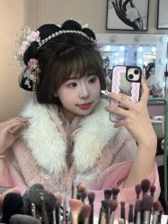 -一揽芳华汉服旗袍体验馆(拙政园店)