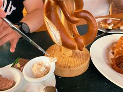 碱水面包圈-宝莱纳餐厅(滨江店)