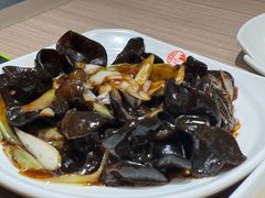 -六泰居·尔滨地标·东北菜(泰山路店)