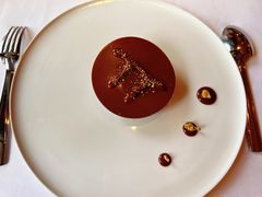 烤苹果巧克力蛋糕-Le Comptoir de Pierre Gagnaire