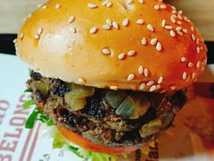 -The Habit Burger Grill 哈比特汉堡(复兴soho店)