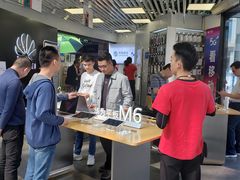 -华为授权体验店(华强北电子广场)