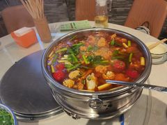 -牟记江湖重庆地标特色菜鱼蛋海鲜羊蝎子(巴南区黑金冠十多年好店)