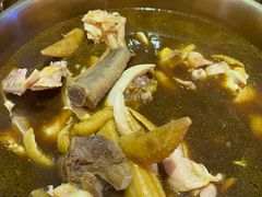-大龙凤鸡煲(万菱汇店)