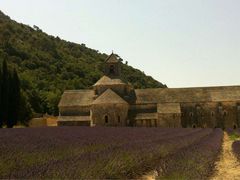iphone_upload_pic-塞南克修道院